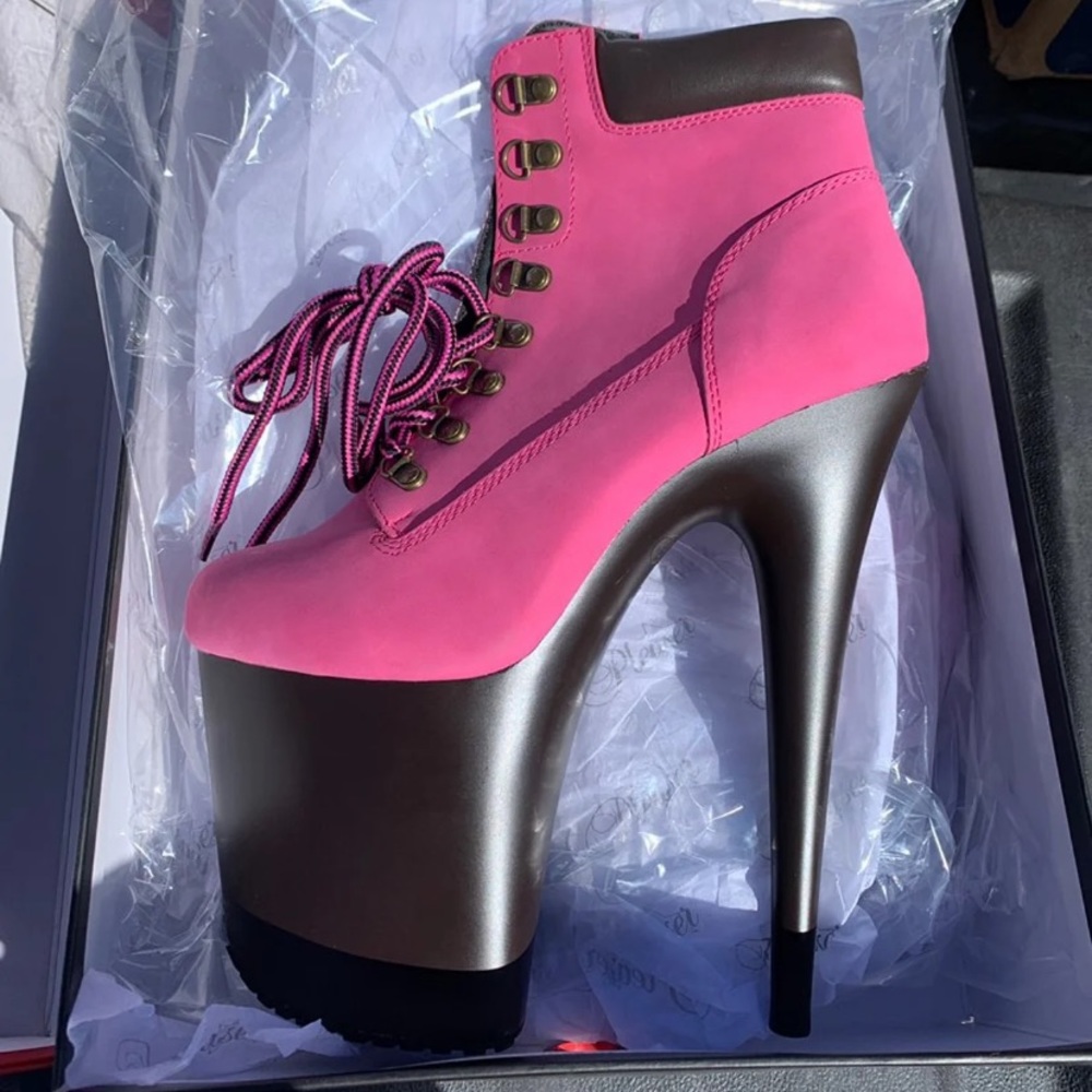 Flamingo 800